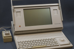Apple-macintosh-portable_hg