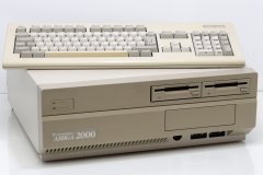 Commodore A2000 billentyűzettel