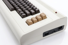 VIC-20 oldalsó portok